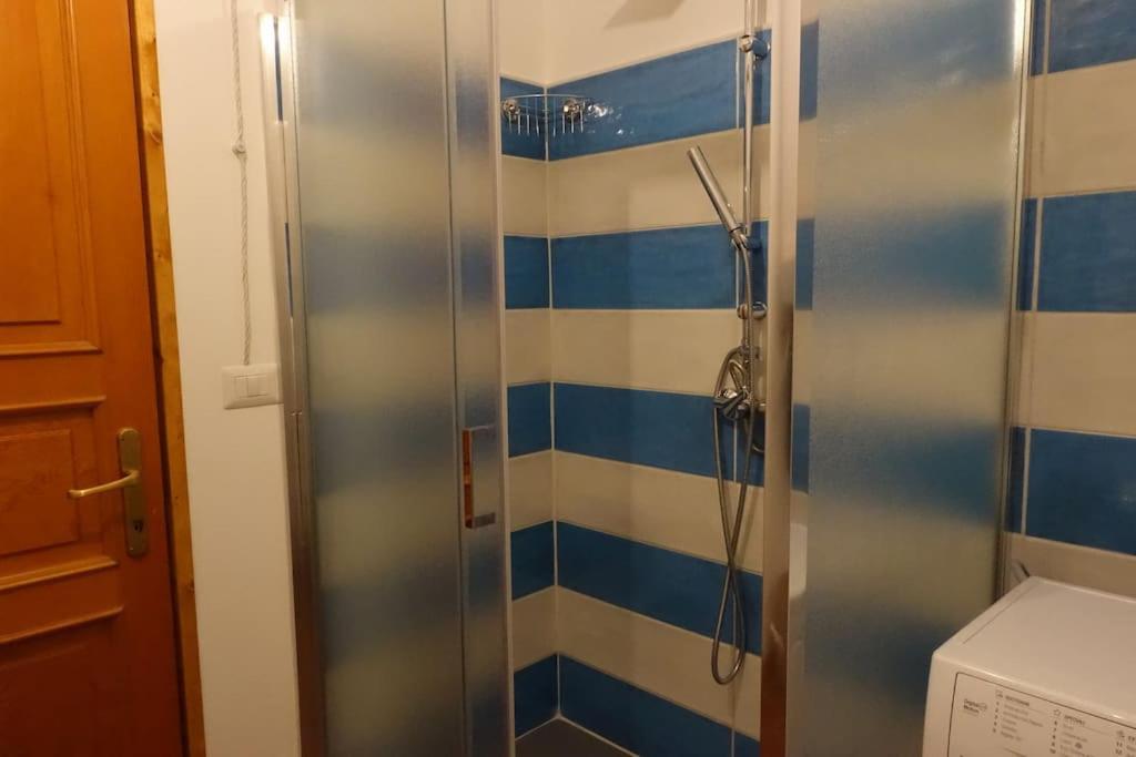 Апартаменты La Dimora Della Fontana Mozzio Экстерьер фото